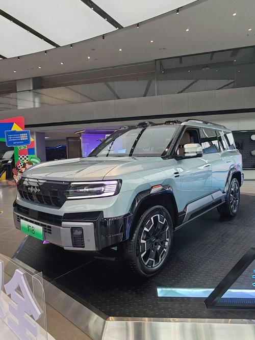 佛山高明区华航西企业管理咨询比亚迪方程豹硬派越野的爆款，英菲尼迪35周年与你共成长